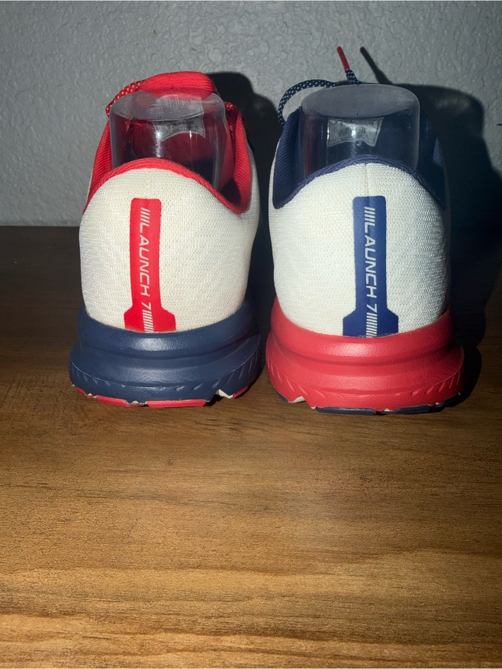 Brooks Launch 7 USA Red White Blue Running Shoe Womens Size 9 US EUC training - Picture 6 of 11